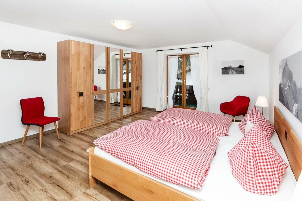 Ferienhaus Alpspitzecho ガルミッシュ・パルテンキルヒェン エクステリア 写真