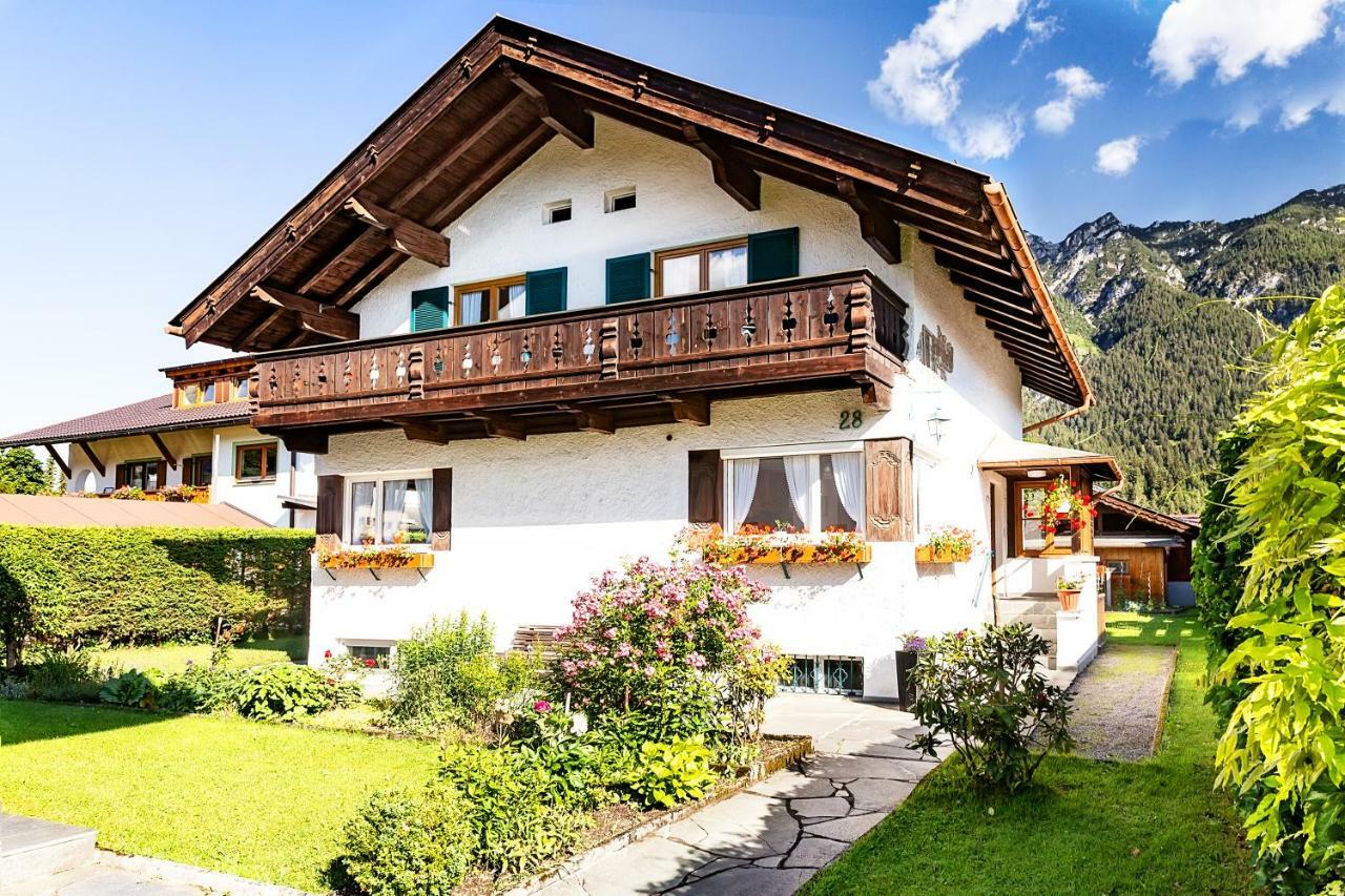Ferienhaus Alpspitzecho ガルミッシュ・パルテンキルヒェン エクステリア 写真