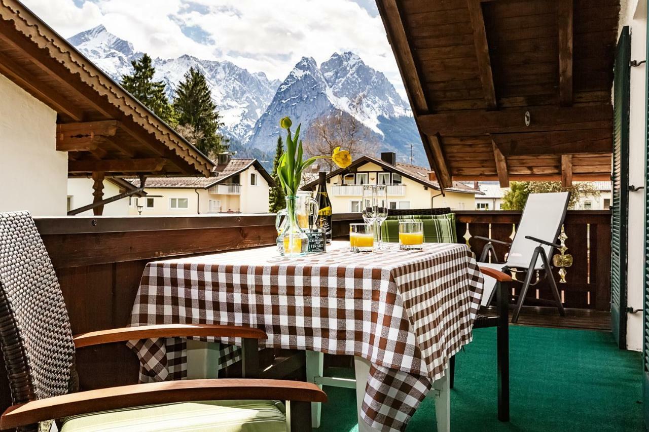 Ferienhaus Alpspitzecho ガルミッシュ・パルテンキルヒェン エクステリア 写真